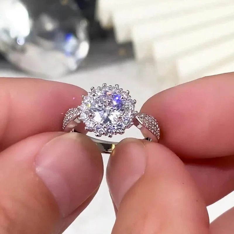 Silver Plated Anti Tarnish American Diamond Crushed Ice Cut Star-Like Finger Ring