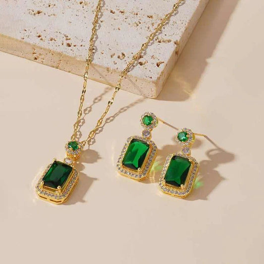 Gold Plated Elegant Emerald Geometric Pendant Set