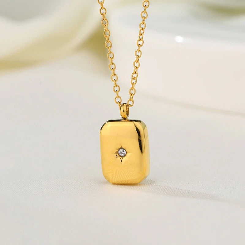 Golden-Plated Anti Tarnish Gold-Toned Star themed Geometric Pendant